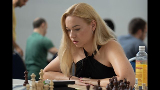 Laura Unuk IM